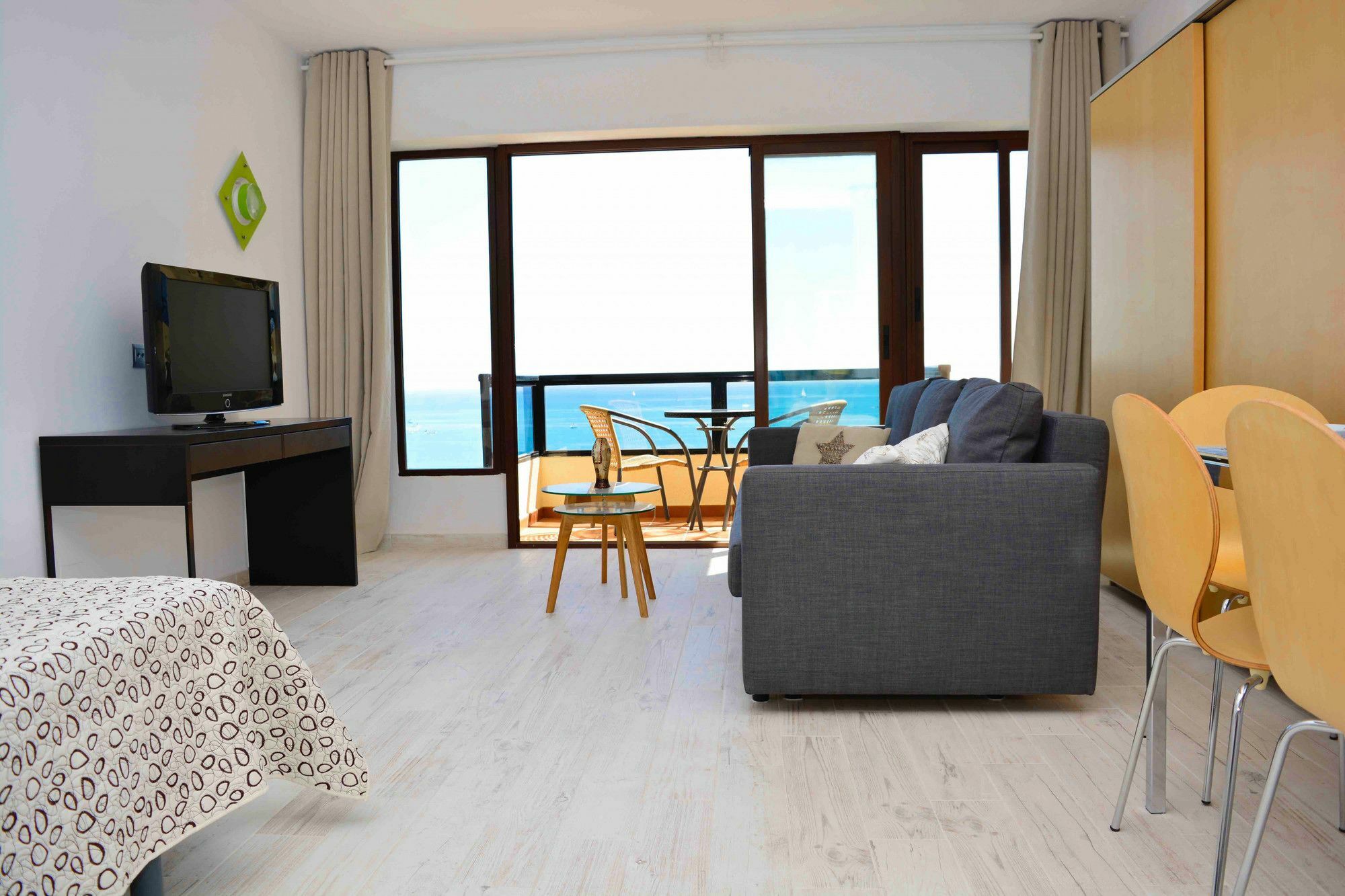 Apartamento Aloha Playa Canovas *
